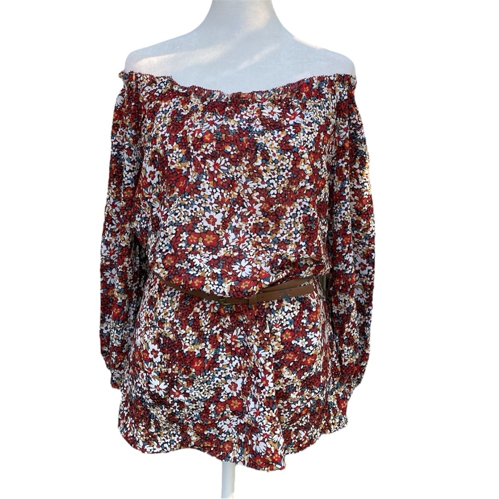 Tailor B. Moss Moody Floral Off The Shoulder Top